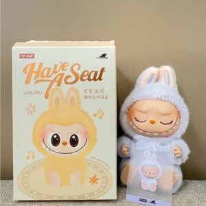 Labubu HAVE A SEAT. “ZIZI”